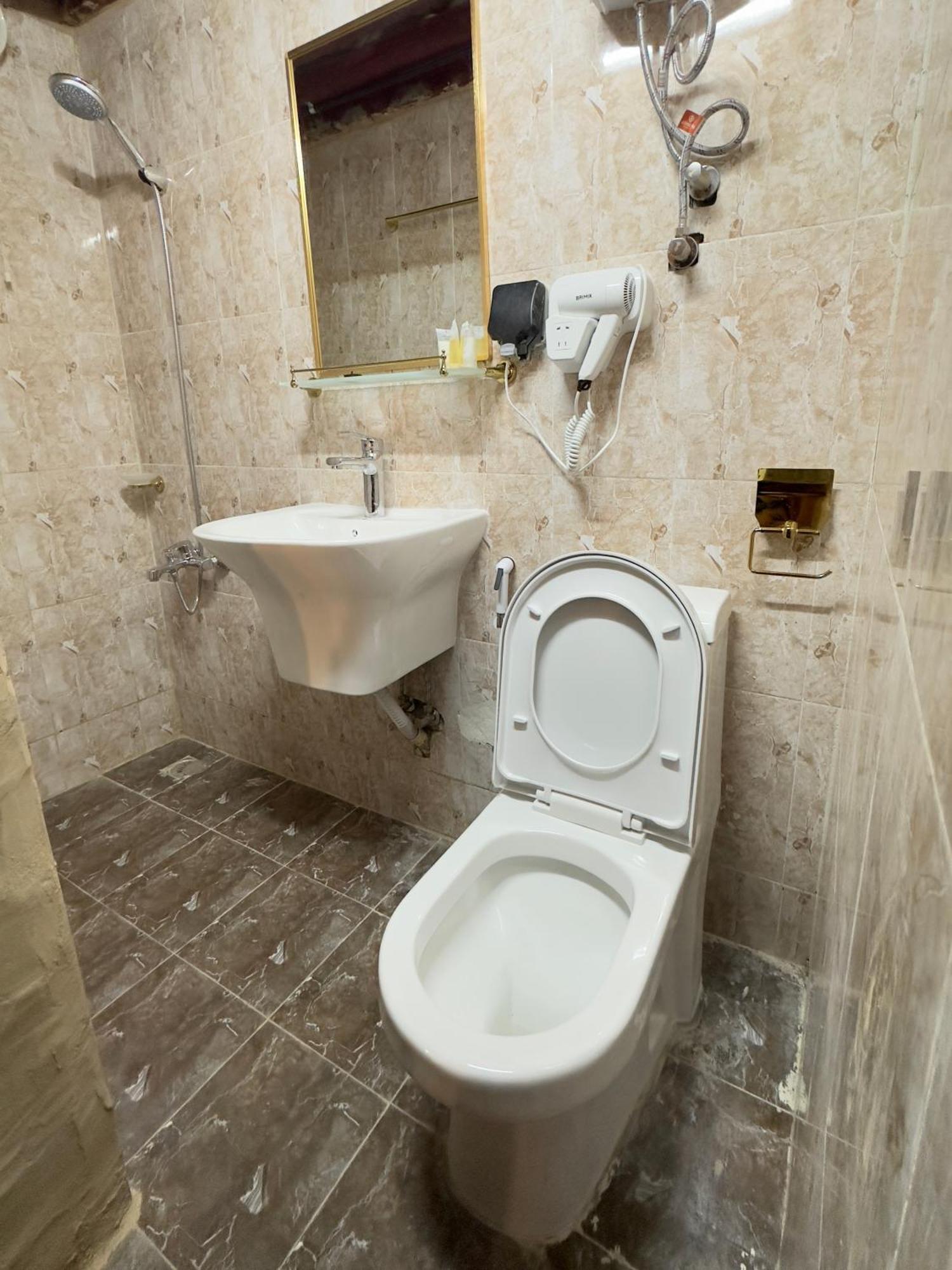 Al Hamra Heritage Inn Room photo